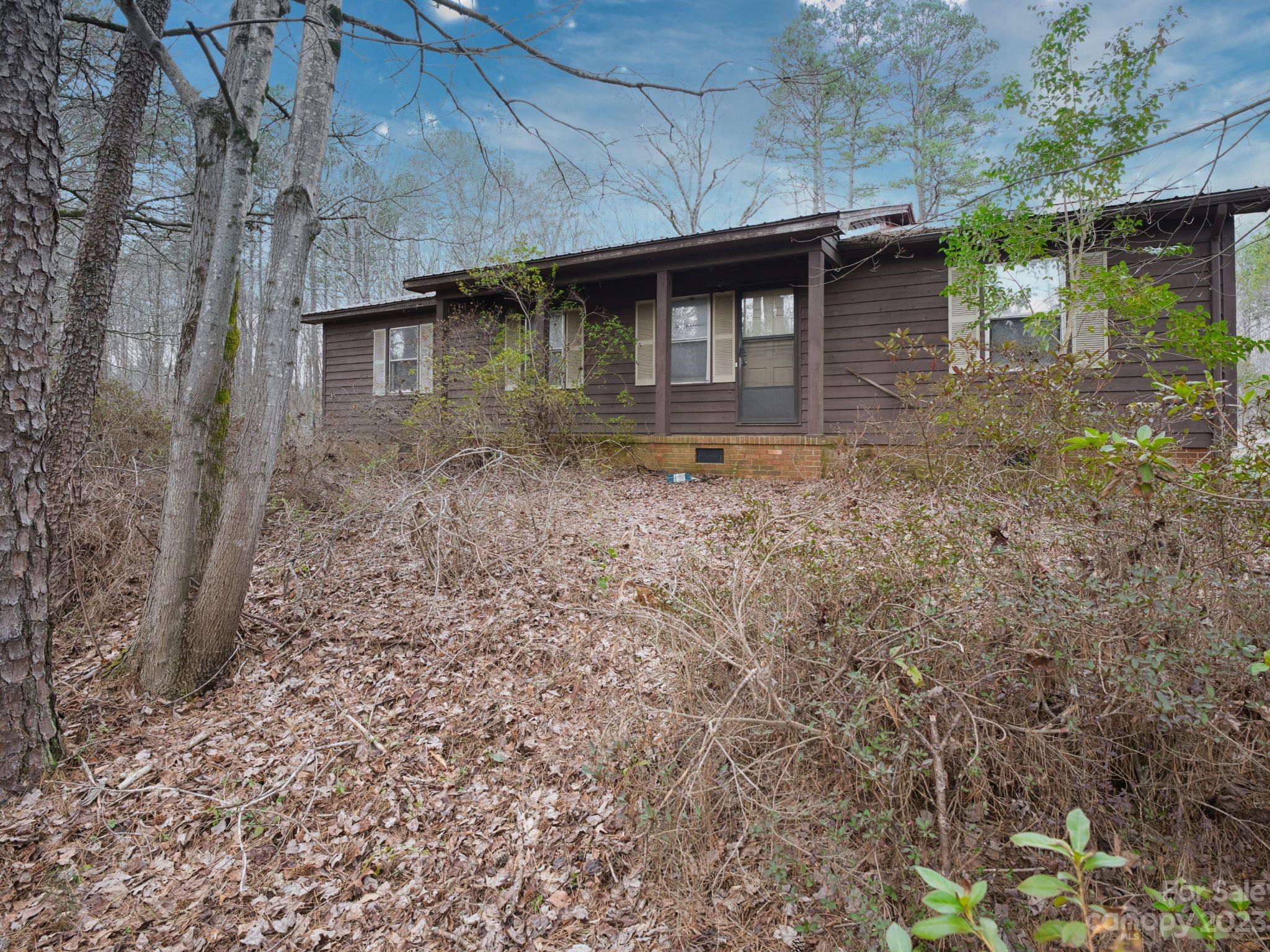 651, 655, 659 Dallas Stanley Highway Dallas NC 28034