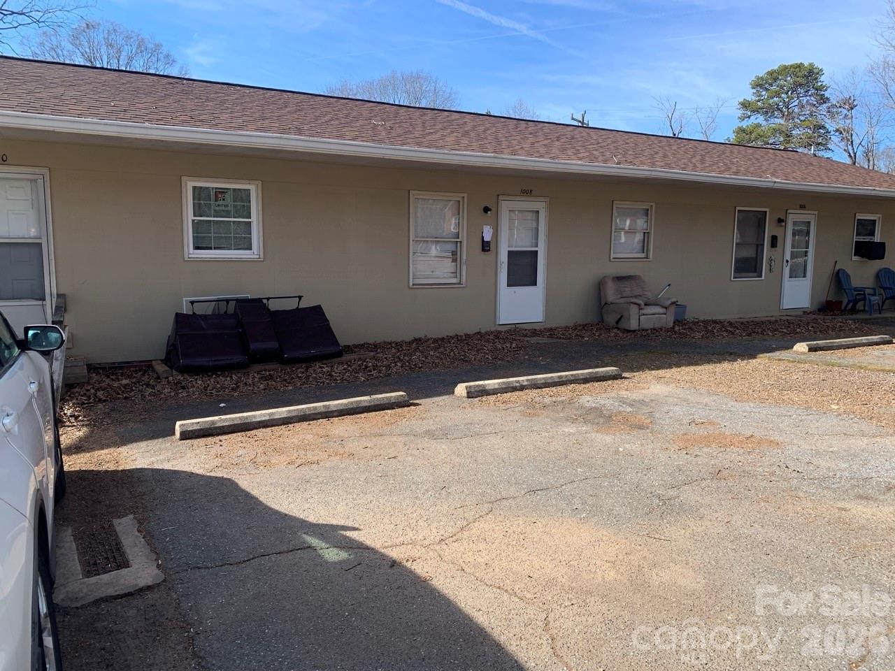 1006 3rd Street SE Hickory NC 28602