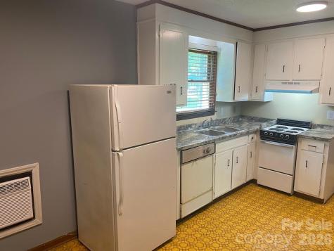 1006 3rd Street SE Hickory NC 28602