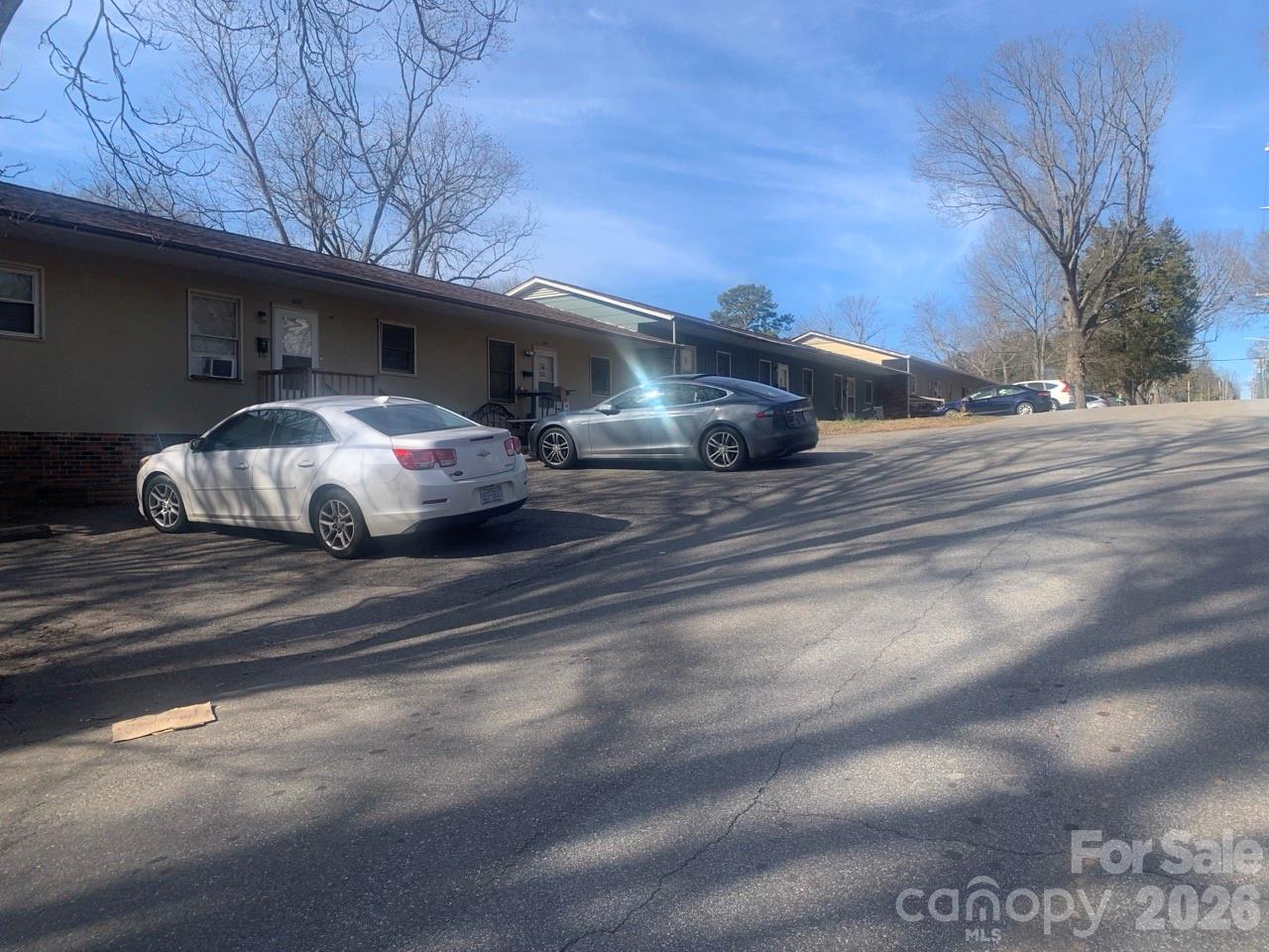 1006 3rd Street SE Hickory NC 28602