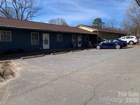 1006 3rd Street SE Hickory NC 28602