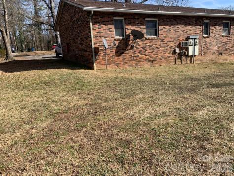 1006 3rd Street SE Hickory NC 28602
