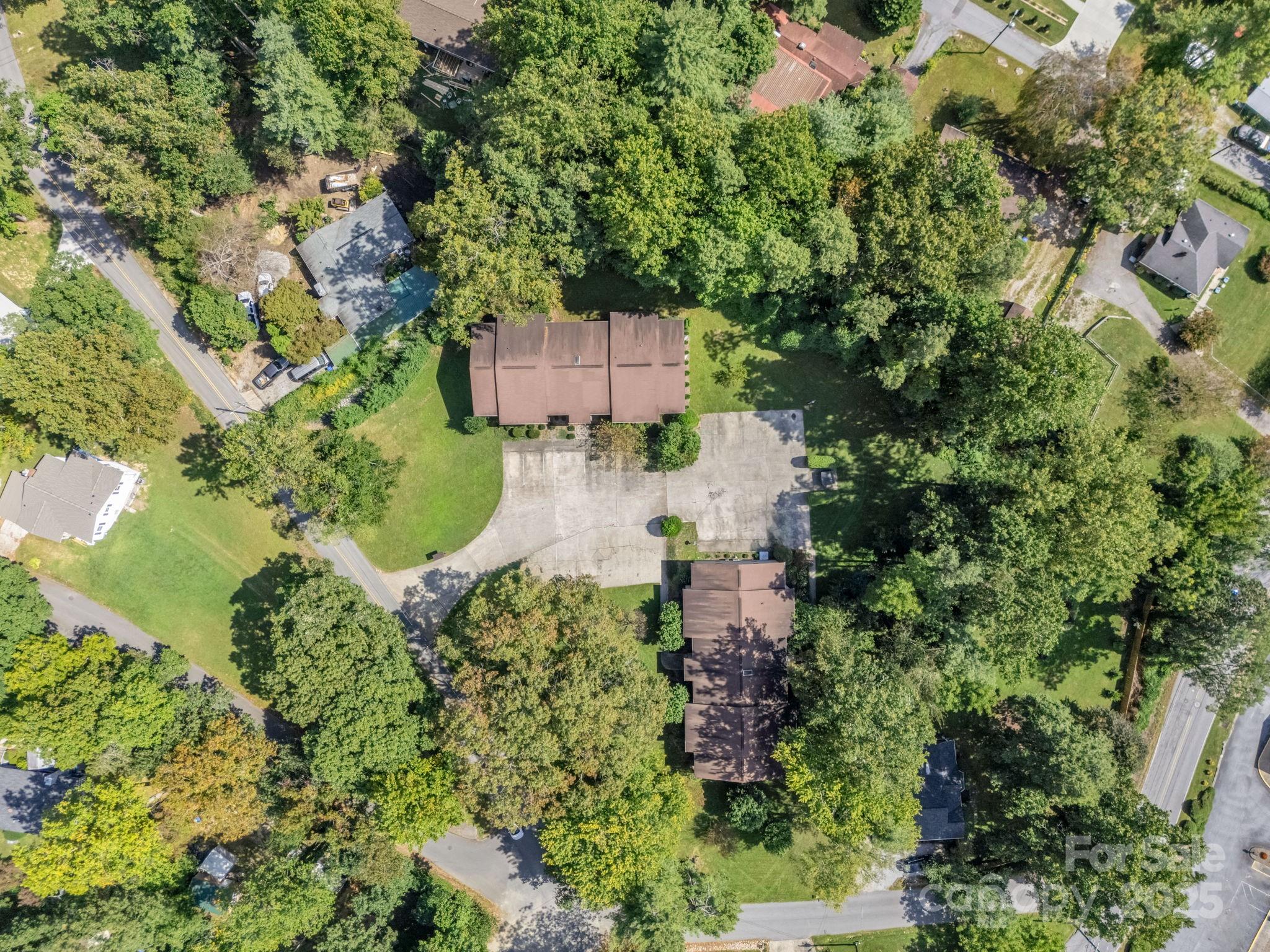 333 W Lake Avenue Hendersonville NC 28739