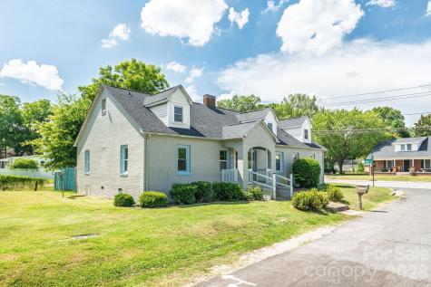 1106 Lane Street Kannapolis NC 28083