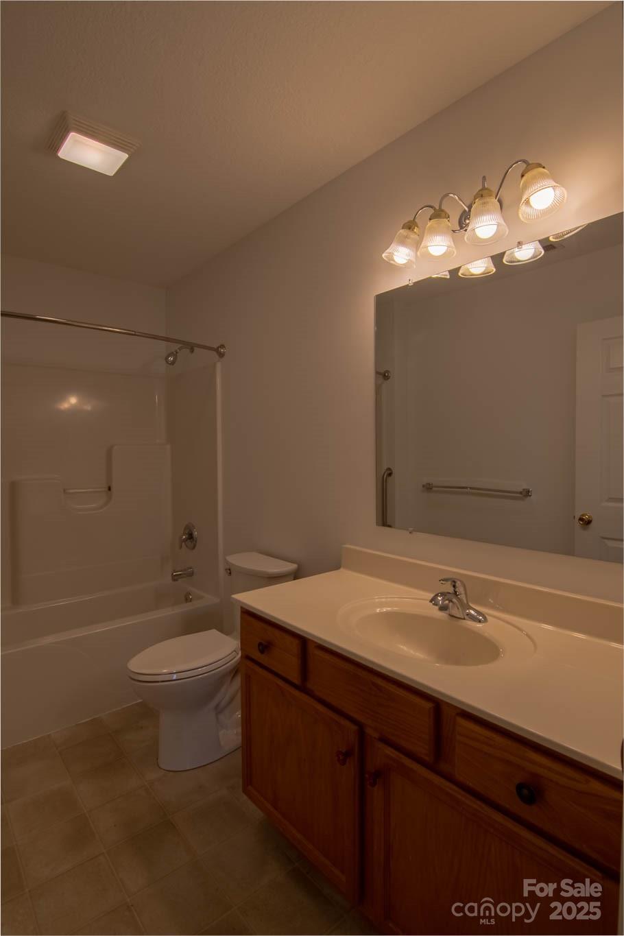 835 3rd Avenue W Hendersonville NC 28739