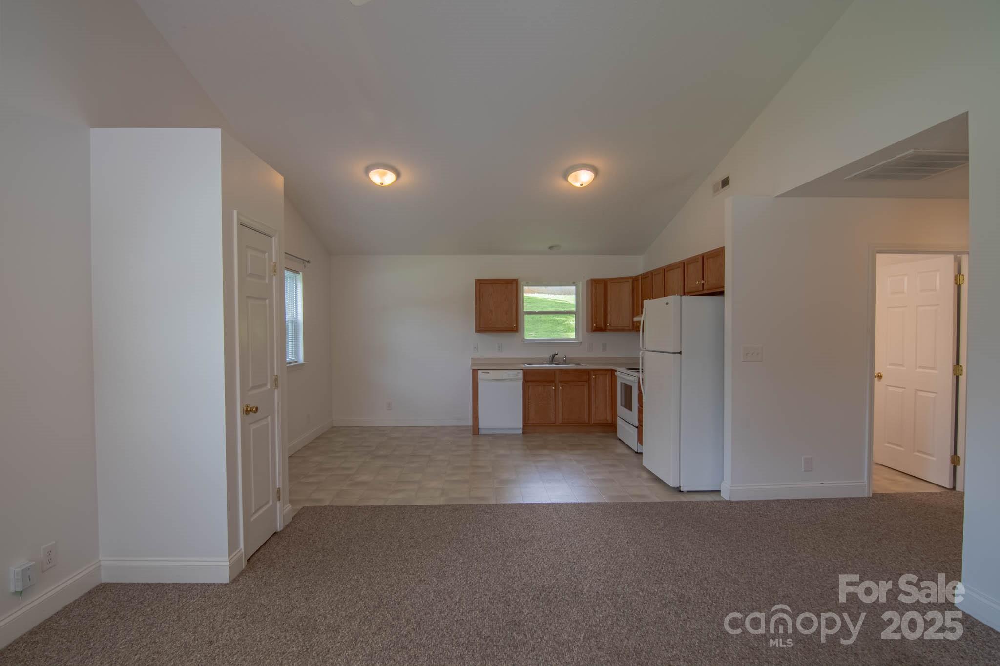 835 3rd Avenue W Hendersonville NC 28739