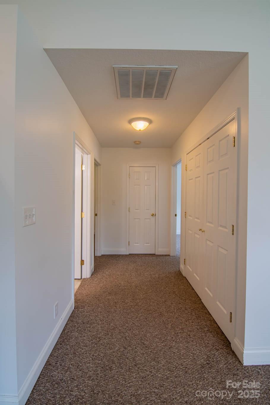 835 3rd Avenue W Hendersonville NC 28739