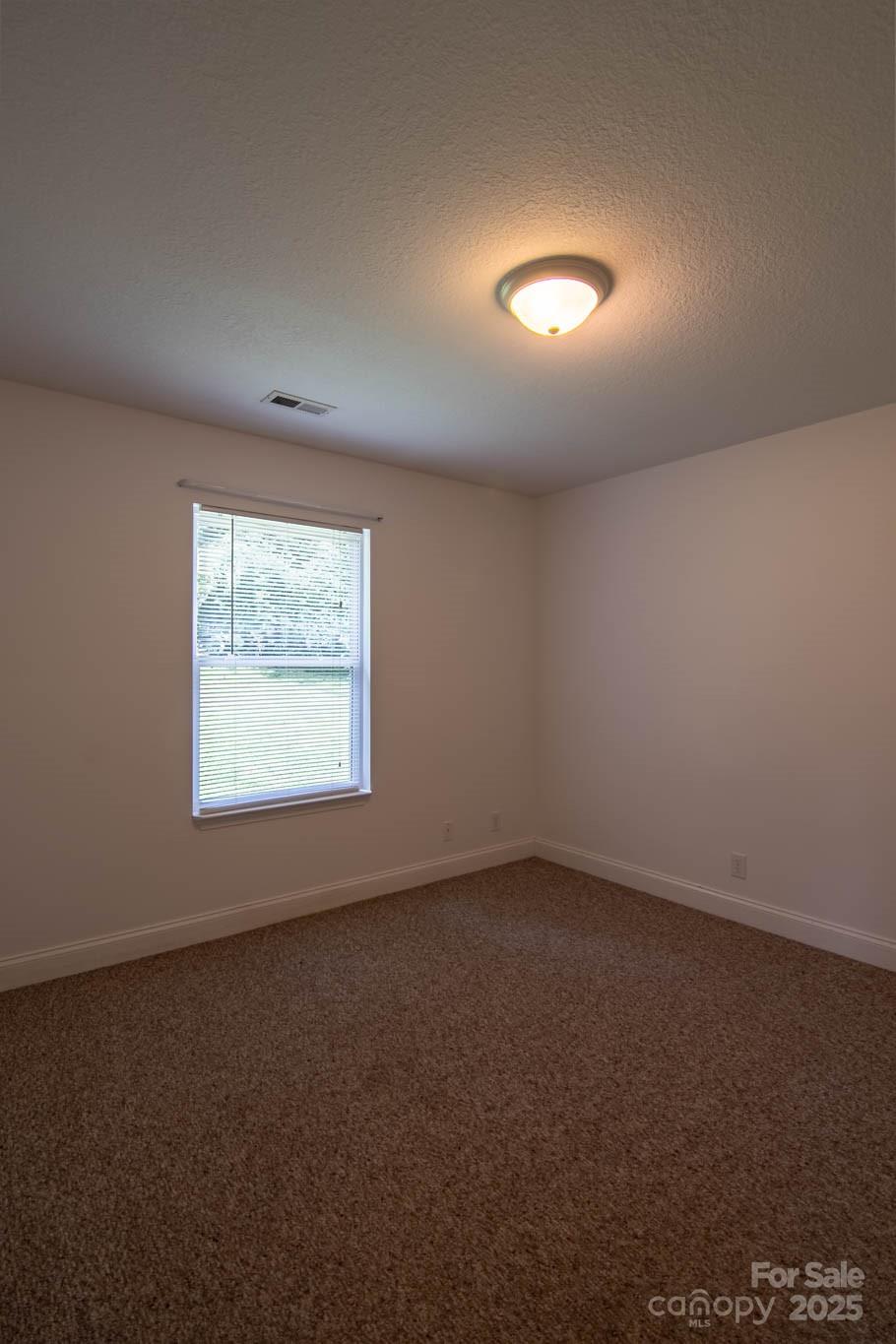 835 3rd Avenue W Hendersonville NC 28739