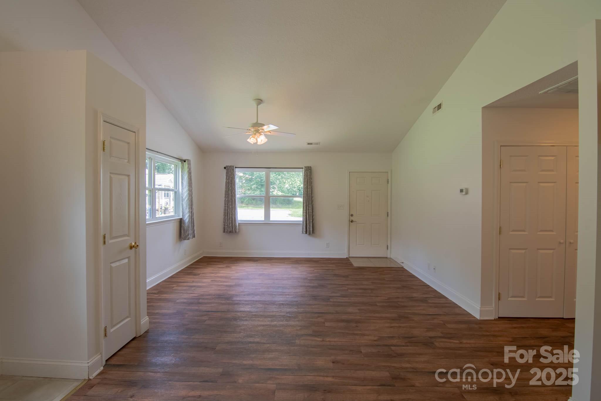 835 3rd Avenue W Hendersonville NC 28739