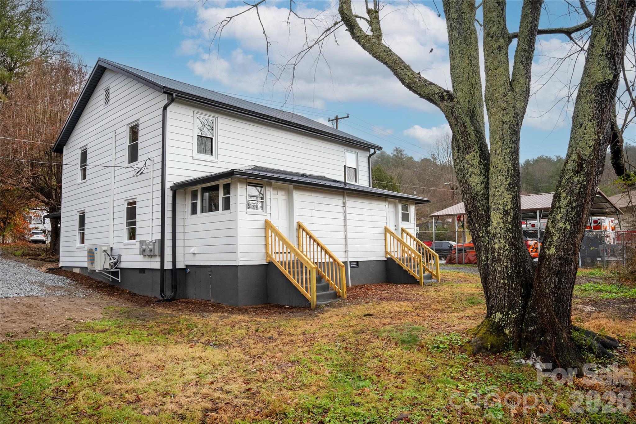 576 Pickens Highway Rosman NC 28722