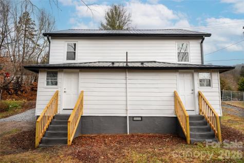 576 Pickens Highway Rosman NC 28722