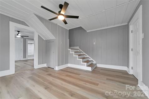 576 Pickens Highway Rosman NC 28722