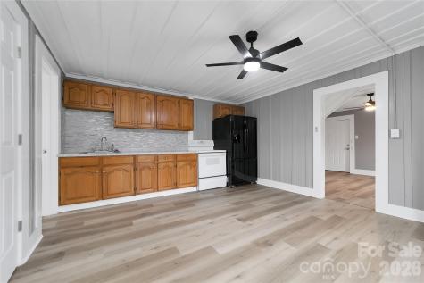 576 Pickens Highway Rosman NC 28722