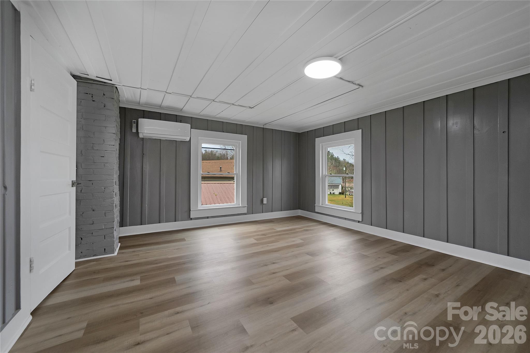 576 Pickens Highway Rosman NC 28722