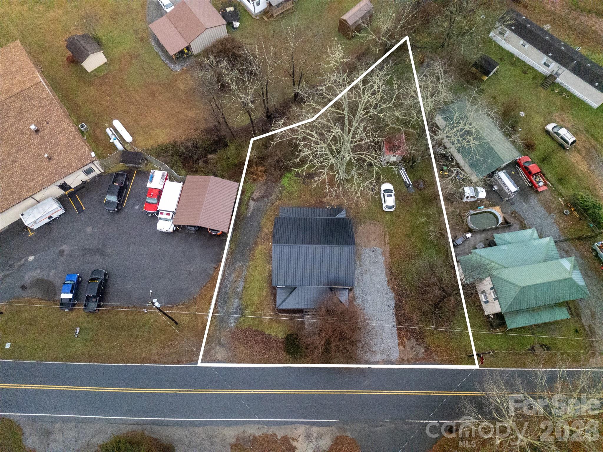 576 Pickens Highway Rosman NC 28722