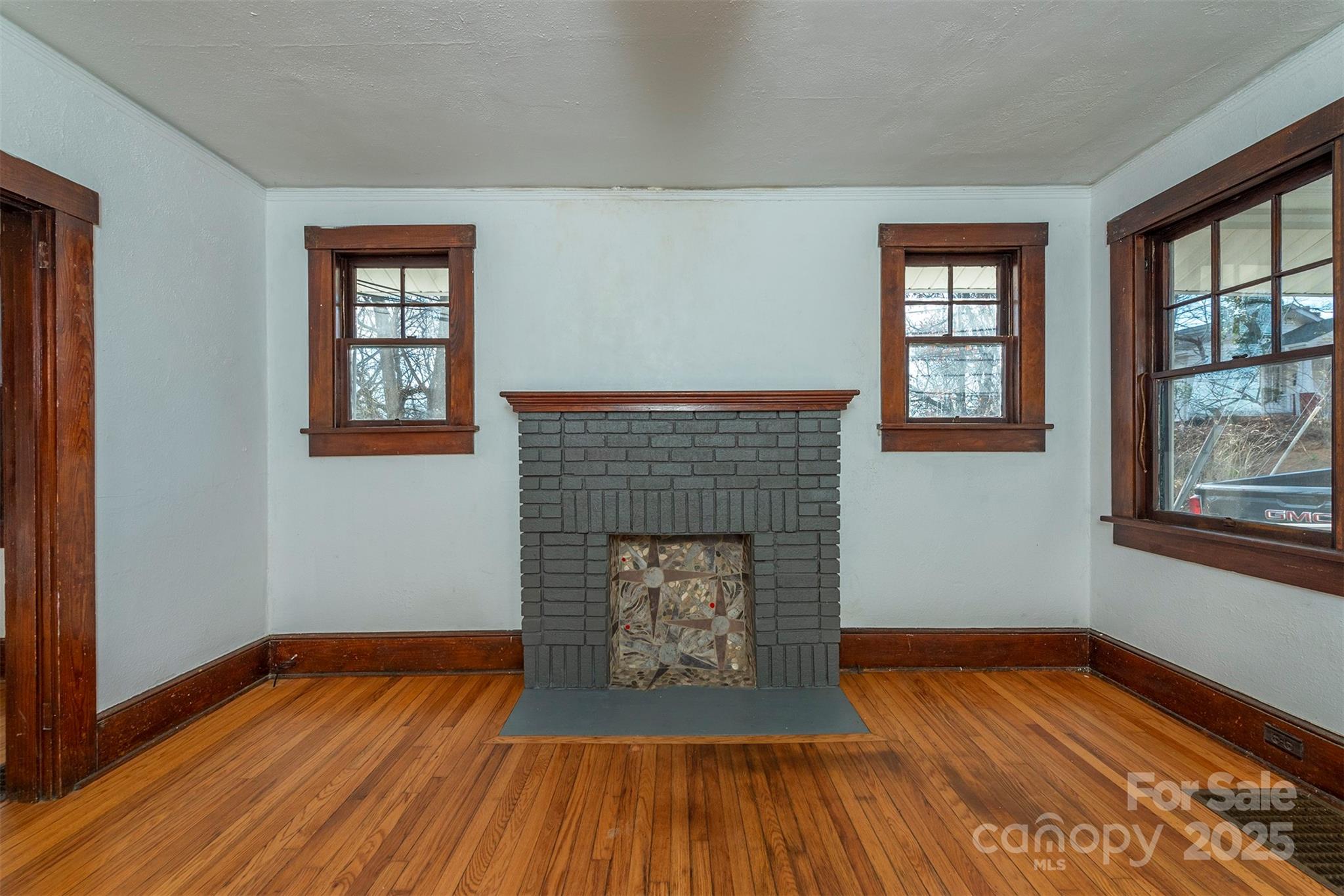 76 Oakwood Street Asheville NC 28806
