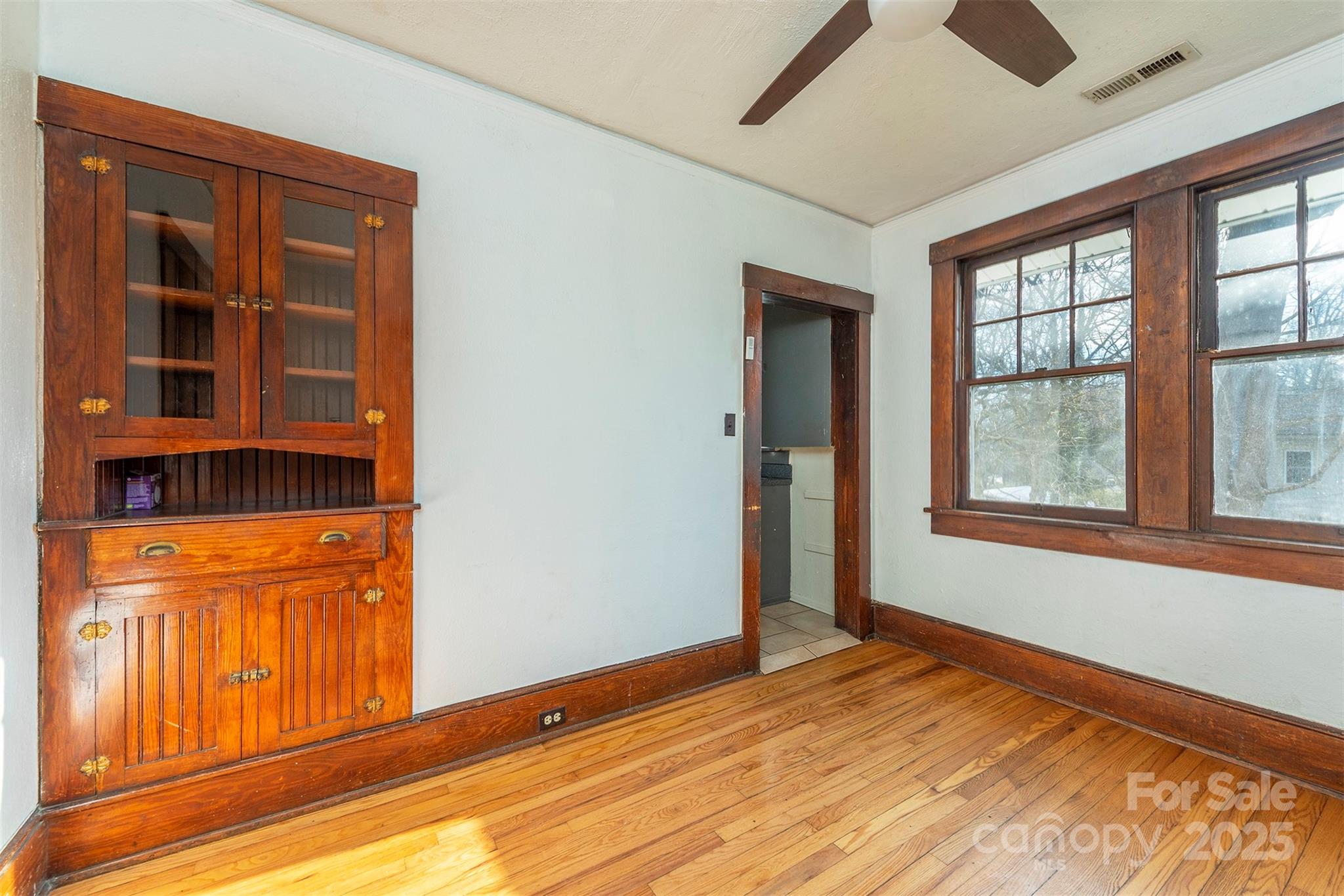 76 Oakwood Street Asheville NC 28806