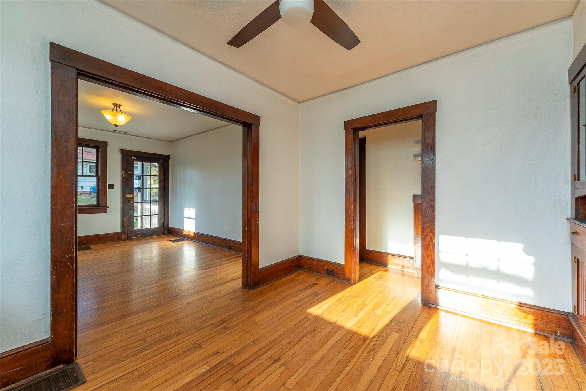 76 Oakwood Street Asheville NC 28806