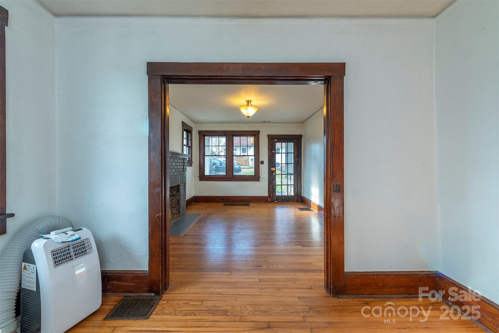 76 Oakwood Street Asheville NC 28806