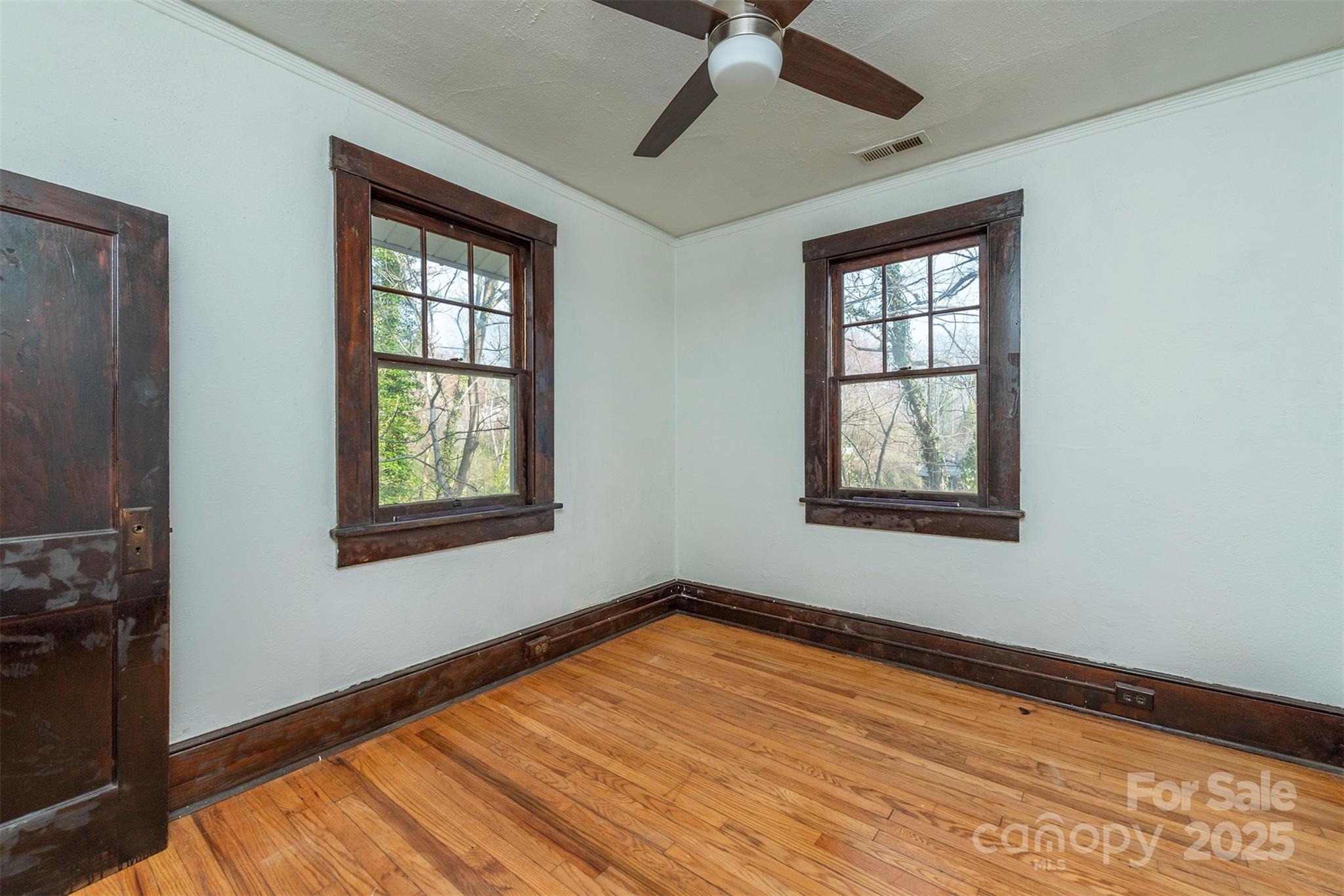 76 Oakwood Street Asheville NC 28806