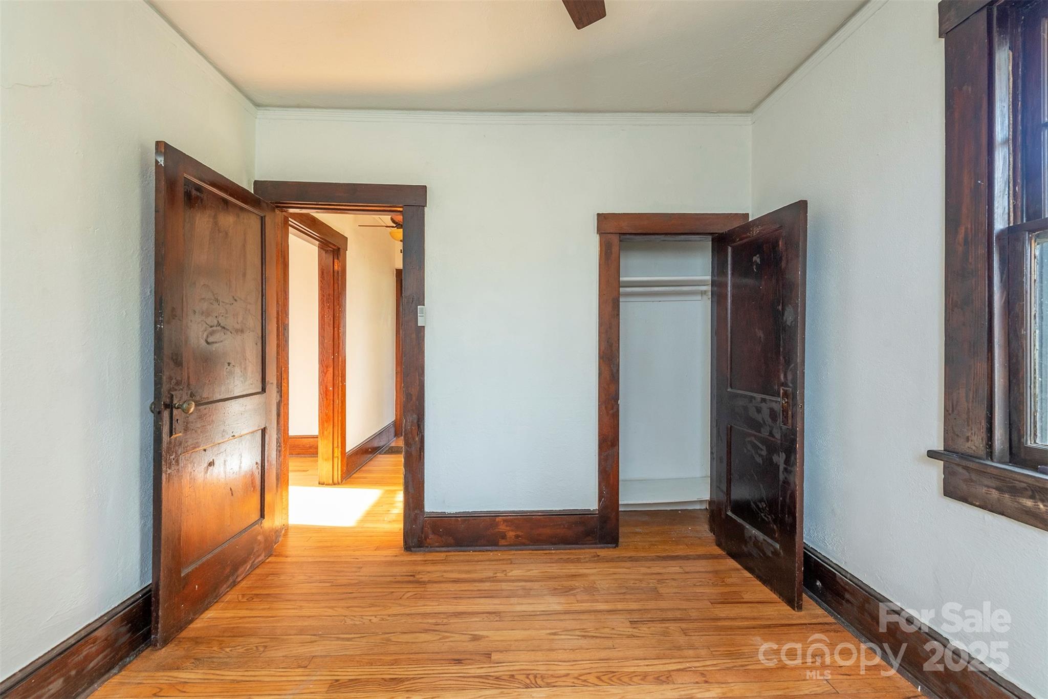 76 Oakwood Street Asheville NC 28806