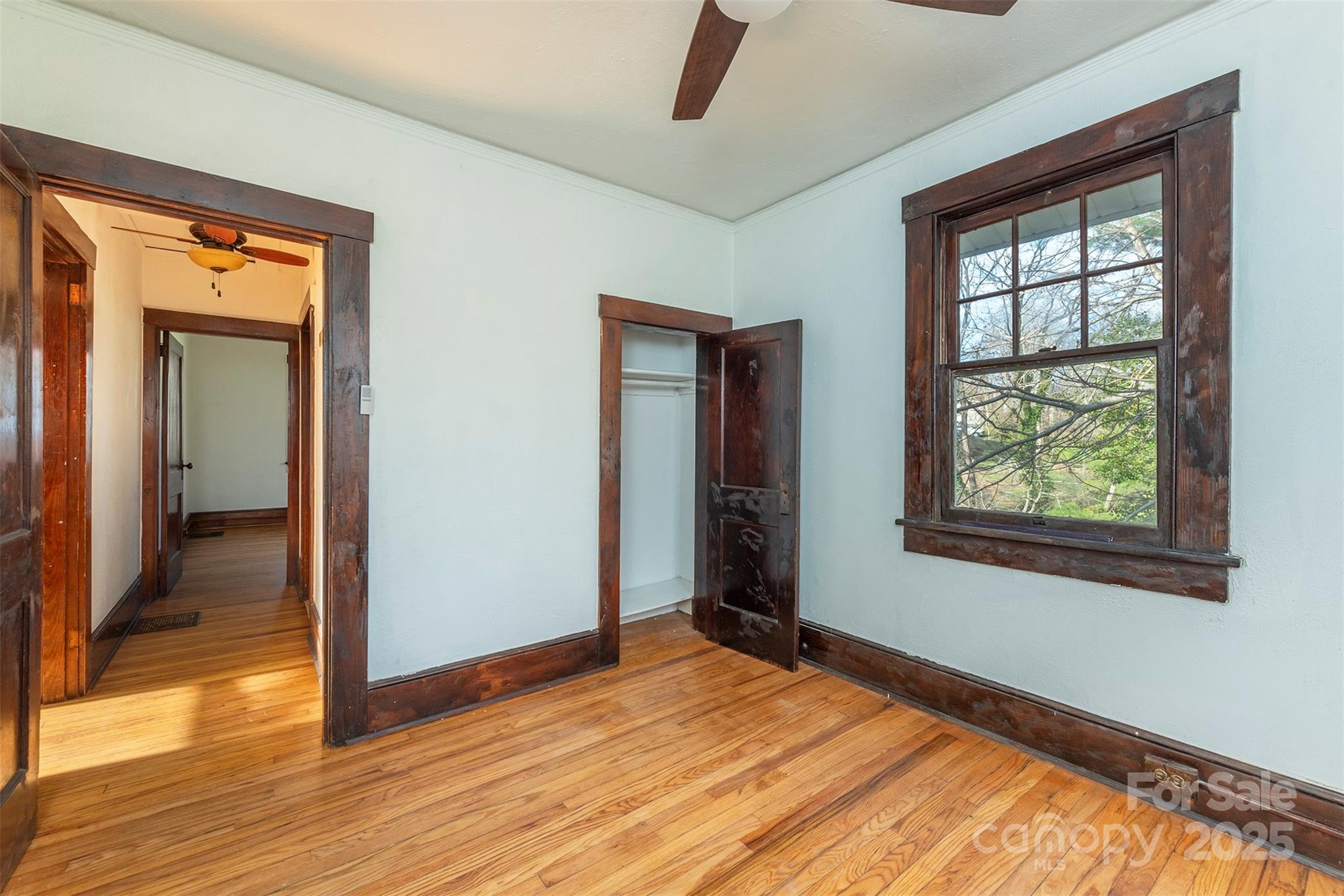 76 Oakwood Street Asheville NC 28806