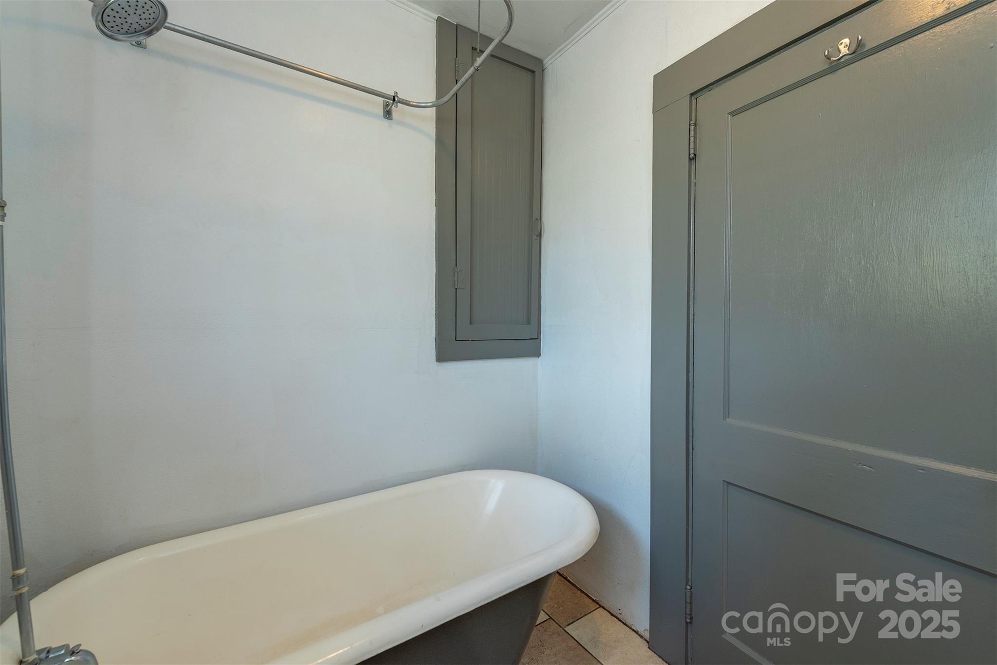 76 Oakwood Street Asheville NC 28806