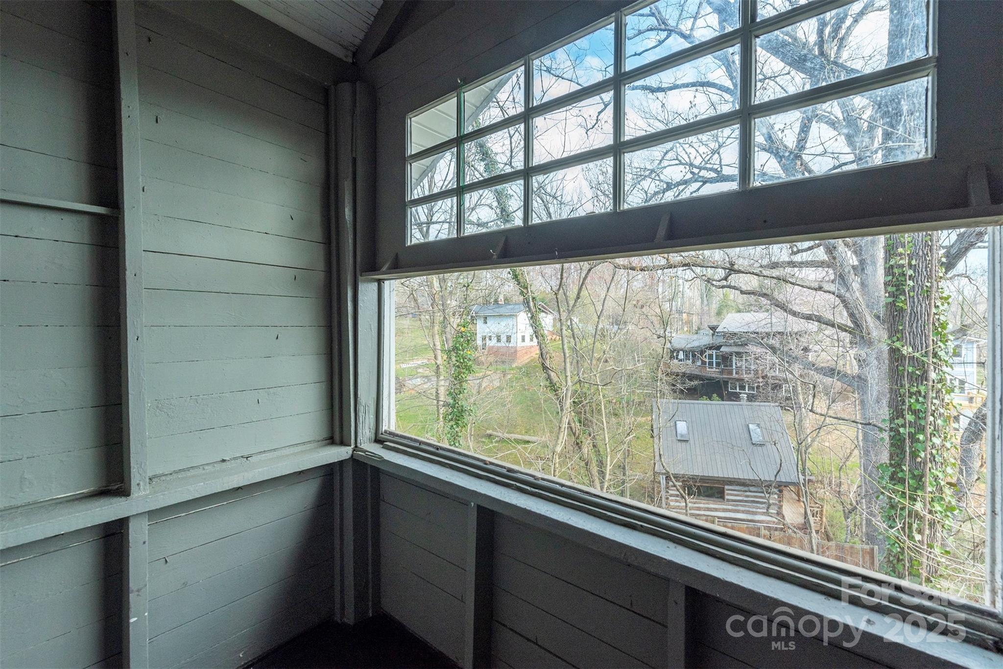 76 Oakwood Street Asheville NC 28806
