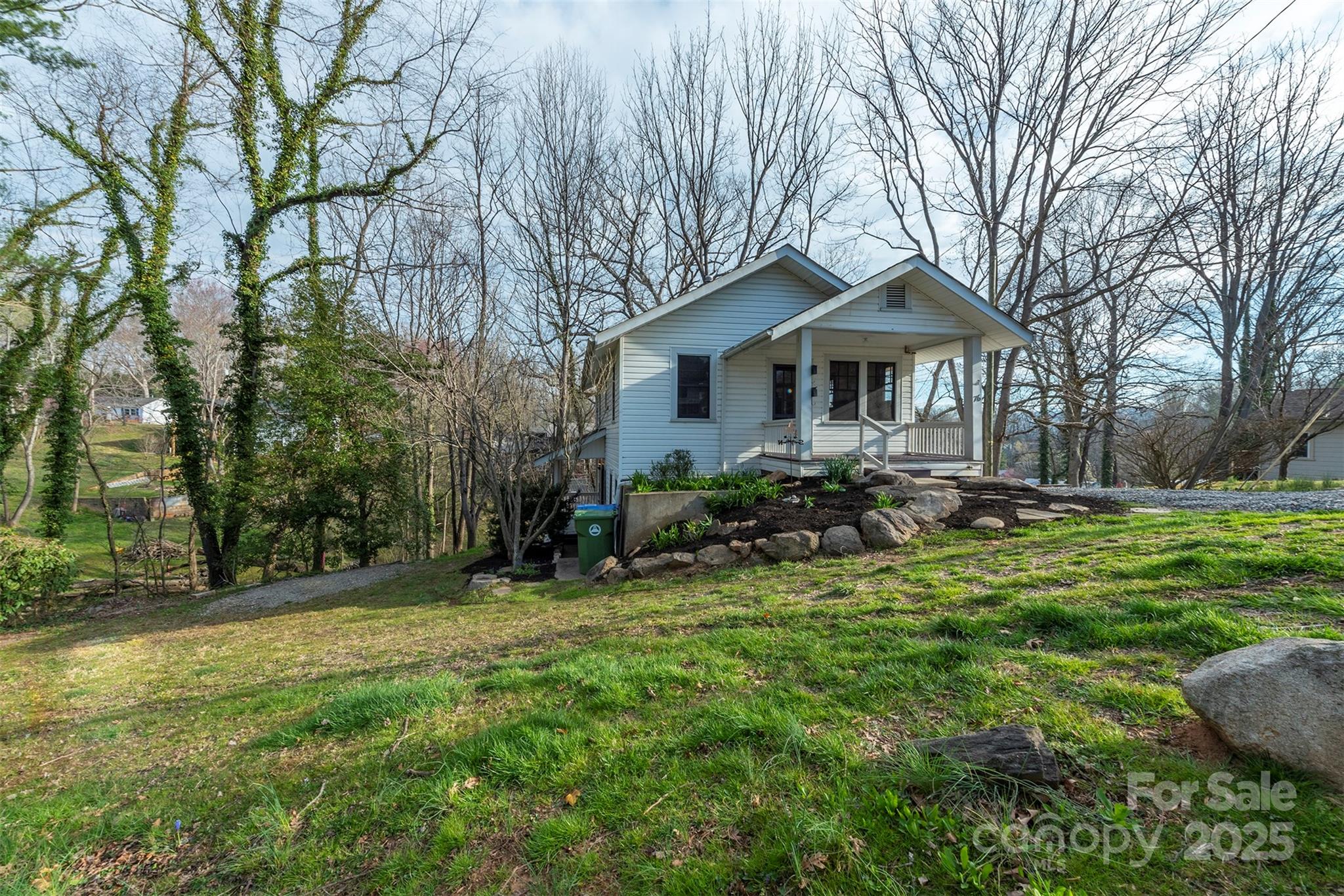 76 Oakwood Street Asheville NC 28806