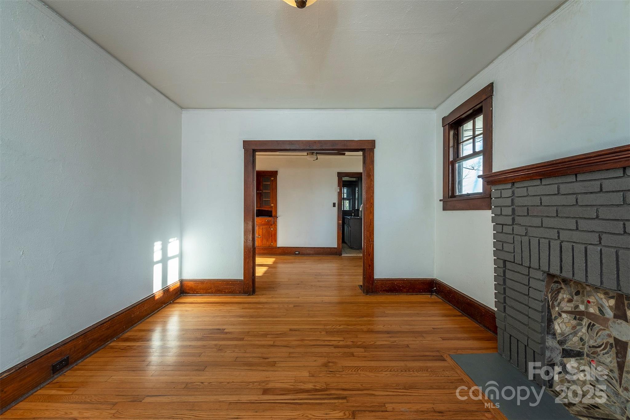 76 Oakwood Street Asheville NC 28806