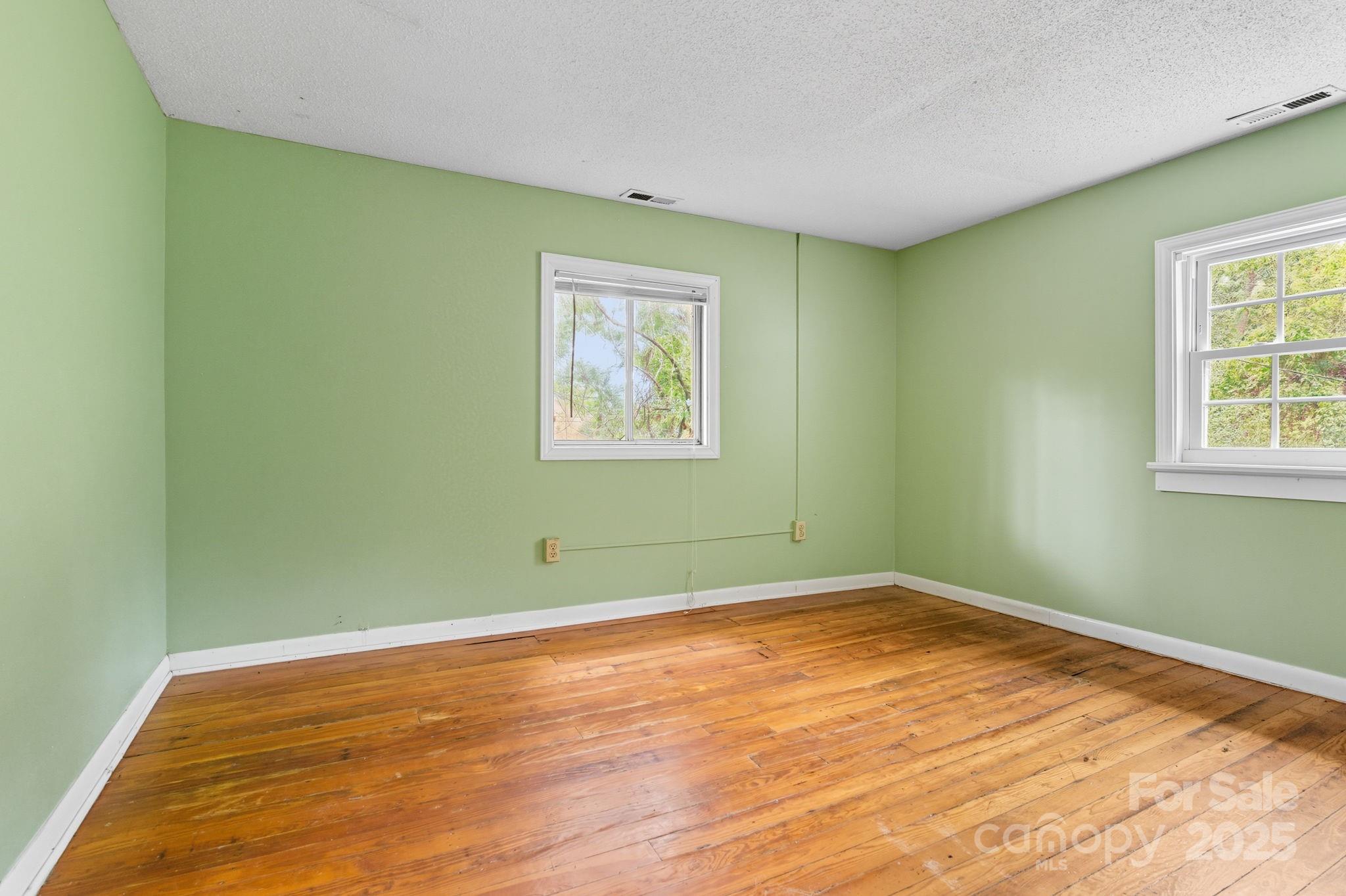 132 Little Knob Road Asheville NC 28803