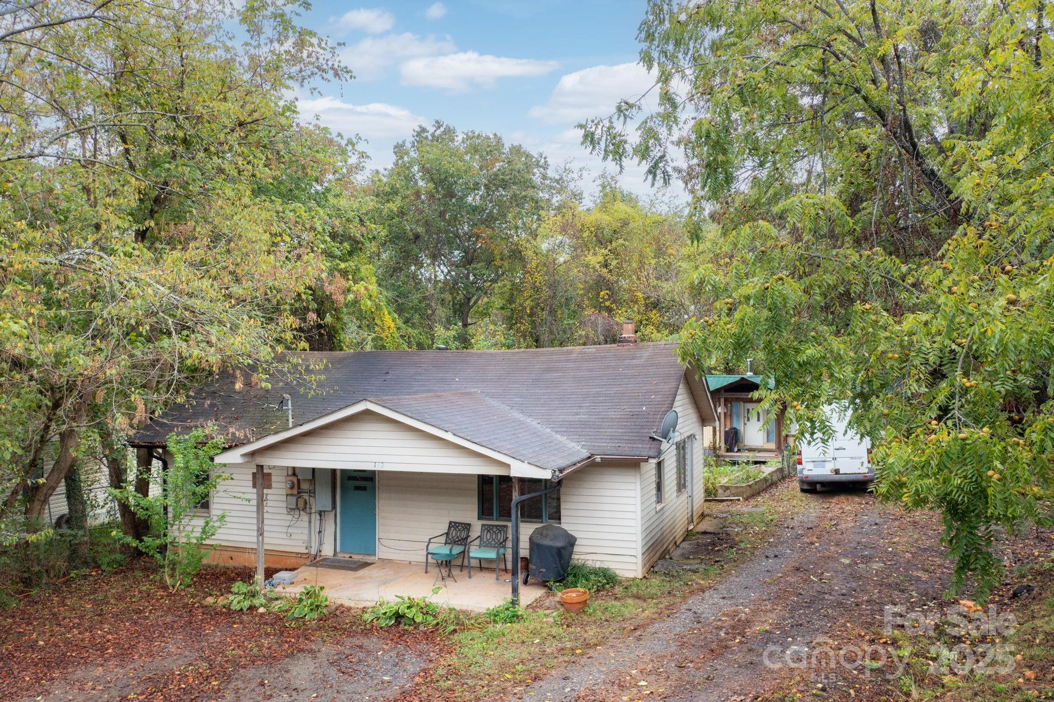 132 Little Knob Road Asheville NC 28803