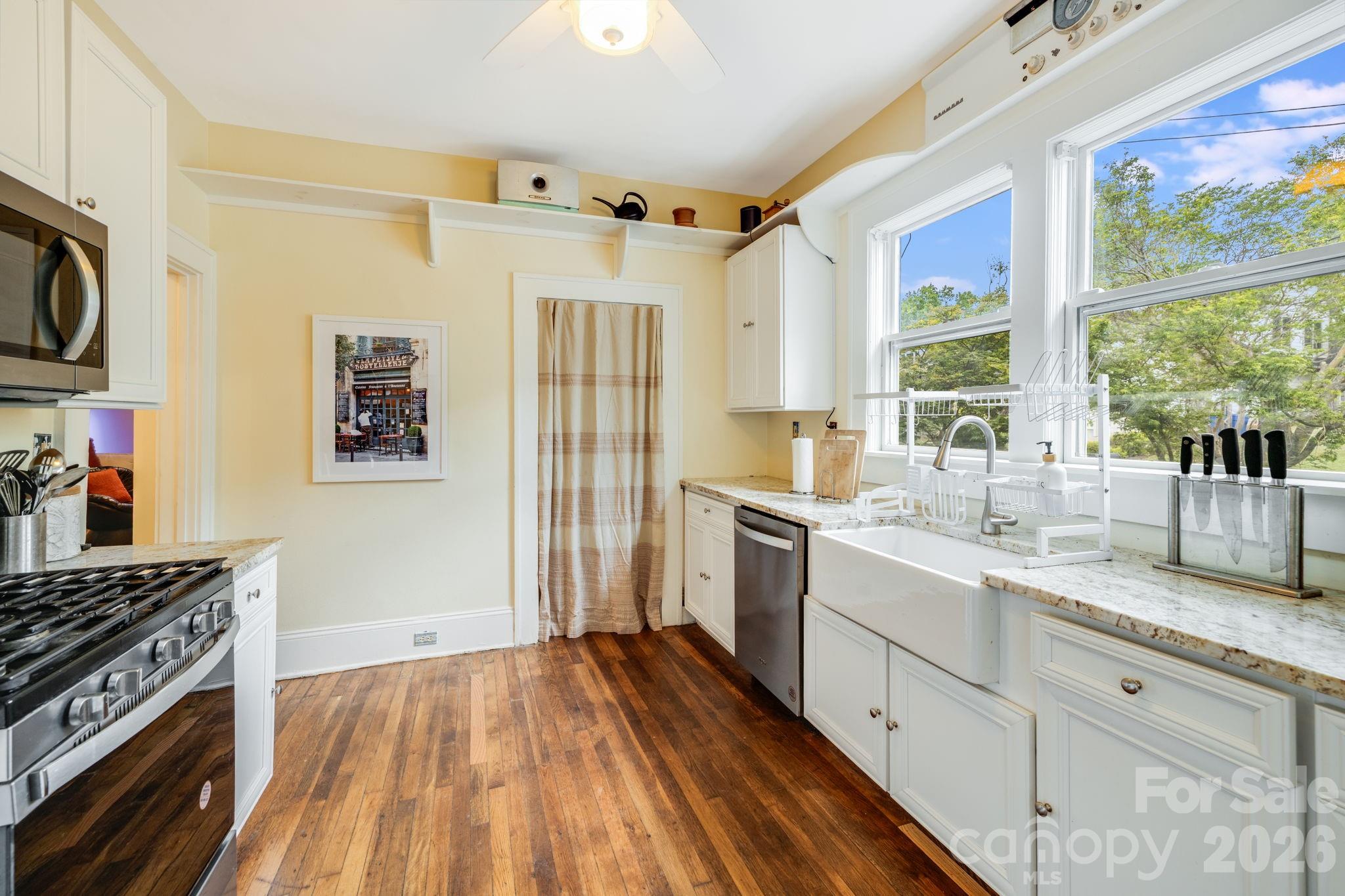107 Courtland Avenue Asheville NC 28801