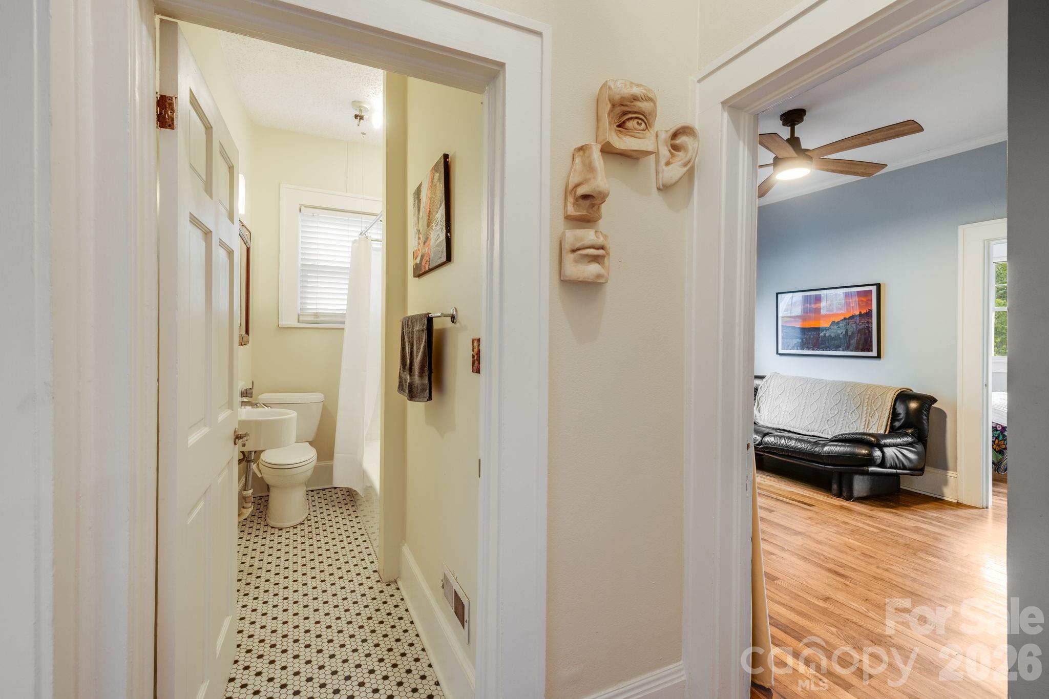 107 Courtland Avenue Asheville NC 28801