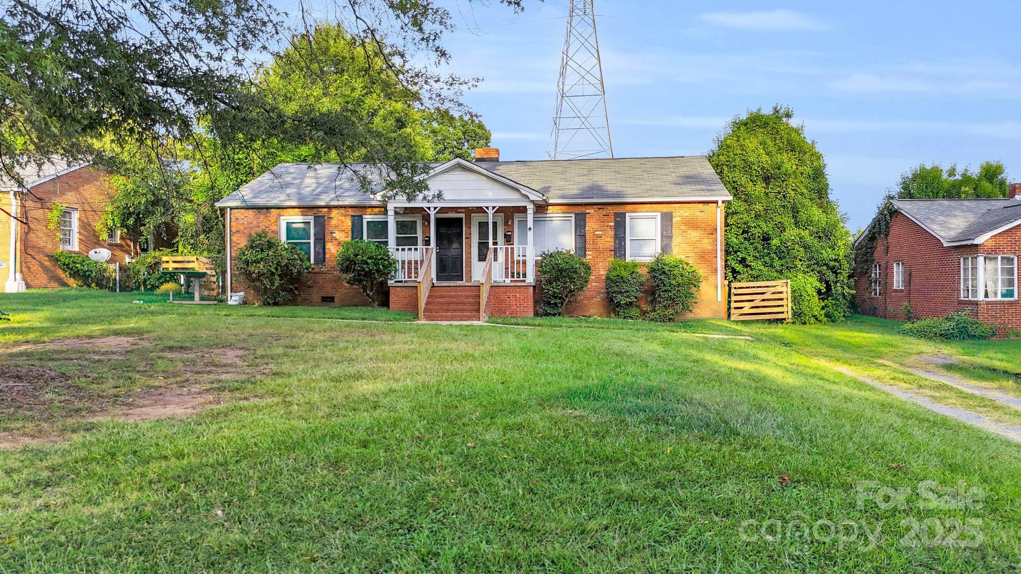 2701 Watson Drive Charlotte NC 28208