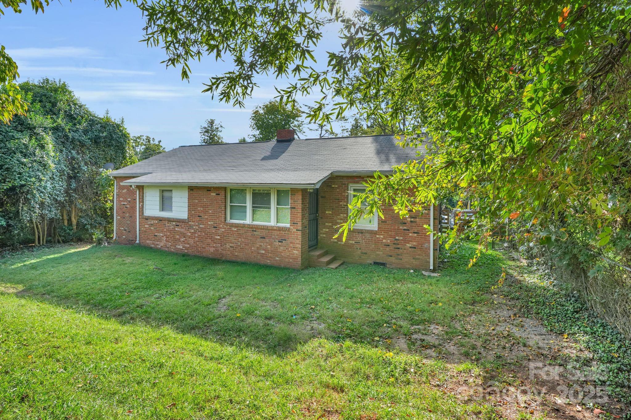 2701 Watson Drive Charlotte NC 28208