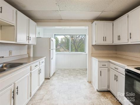 187 & 189 Pearson Drive Asheville NC 28801
