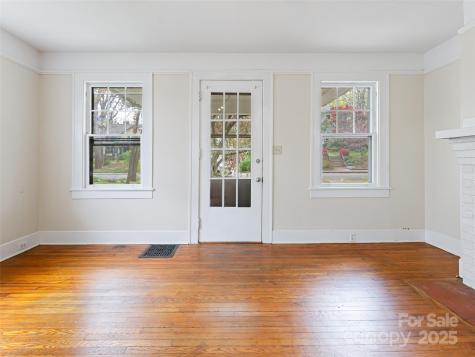 187 & 189 Pearson Drive Asheville NC 28801