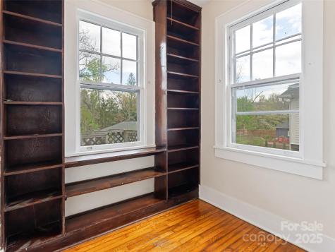 187 & 189 Pearson Drive Asheville NC 28801