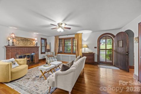 495 Fairview Road Asheville NC 28803