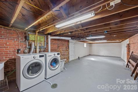 495 Fairview Road Asheville NC 28803