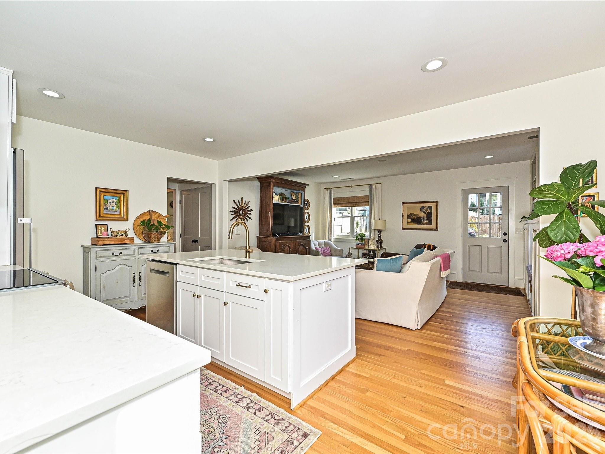 505 E Tremont Avenue Charlotte NC 28203
