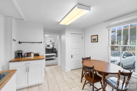 33 Vance Avenue Black Mountain NC 28711