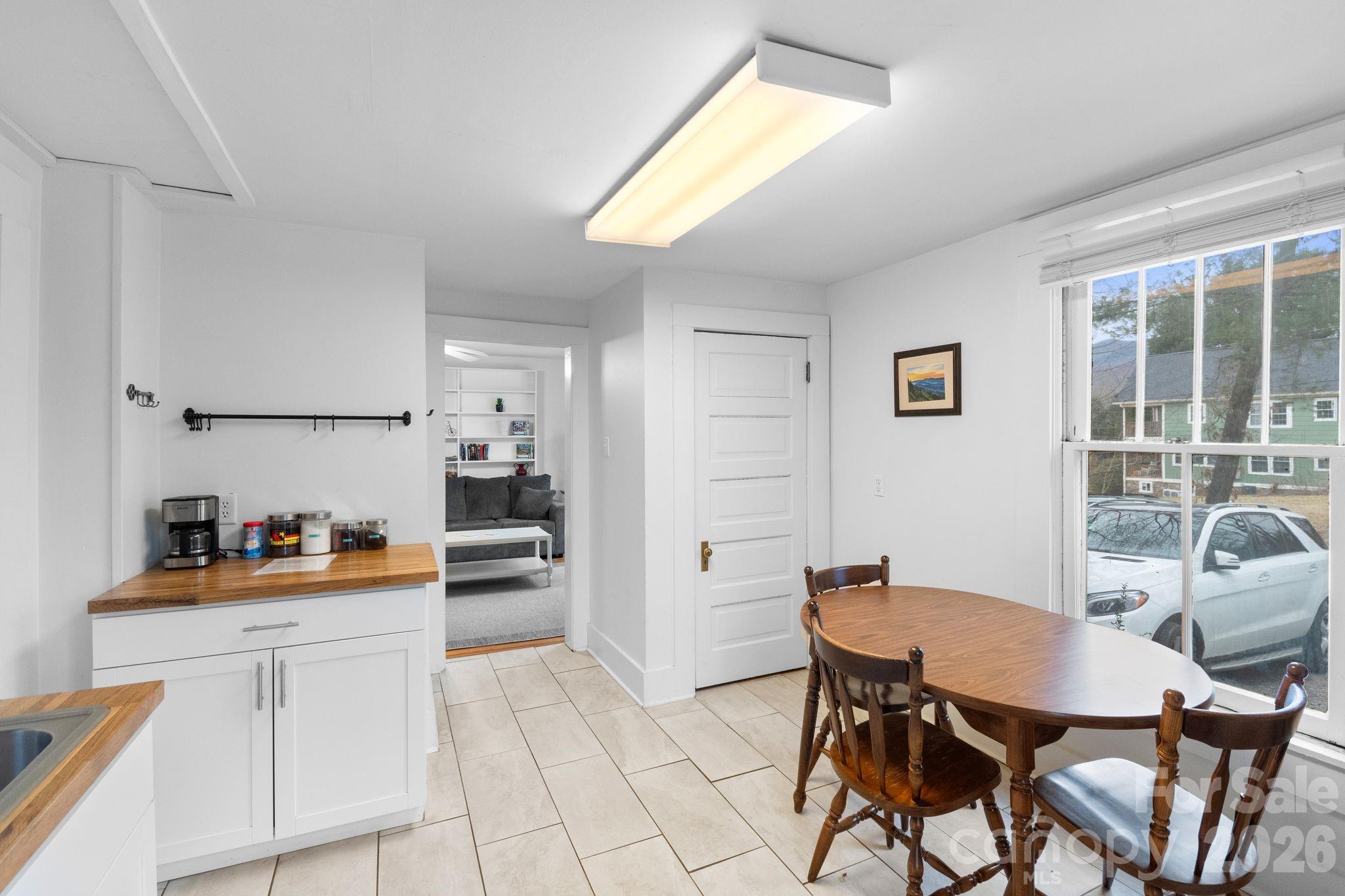 33 Vance Avenue Black Mountain NC 28711