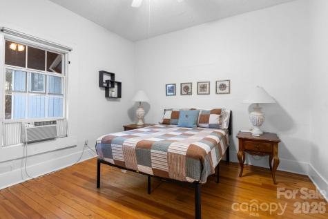 33 Vance Avenue Black Mountain NC 28711