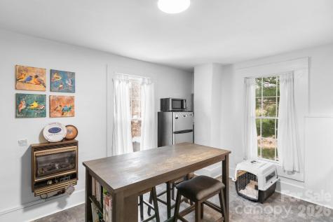 33 Vance Avenue Black Mountain NC 28711