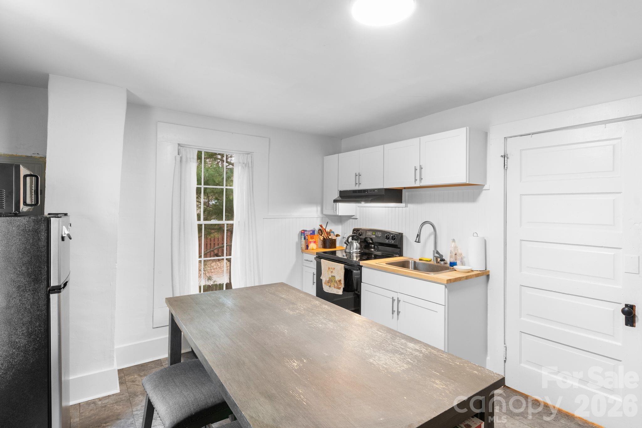 33 Vance Avenue Black Mountain NC 28711