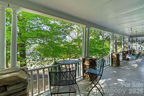 33 Vance Avenue Black Mountain NC 28711