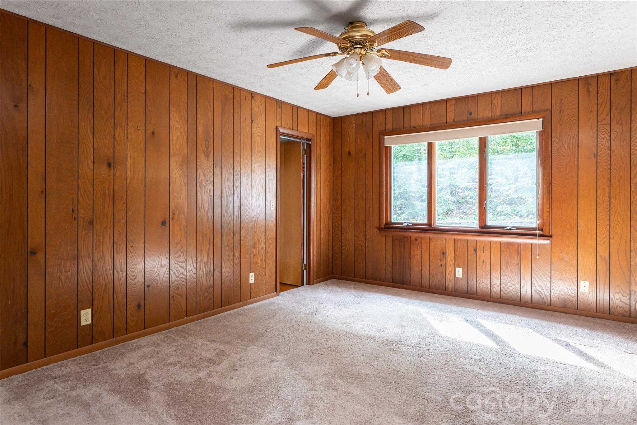 180 Lakewood Drive Asheville NC 28803