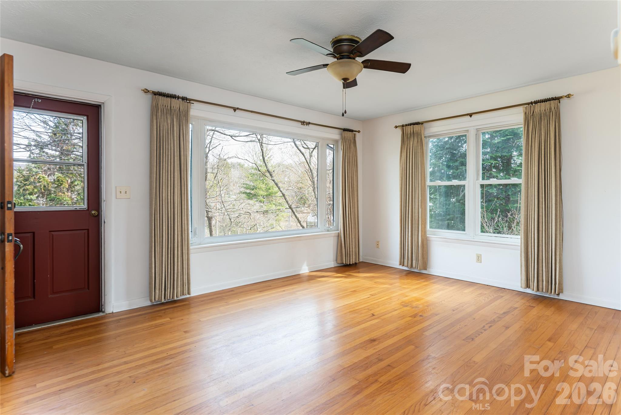 180 Lakewood Drive Asheville NC 28803